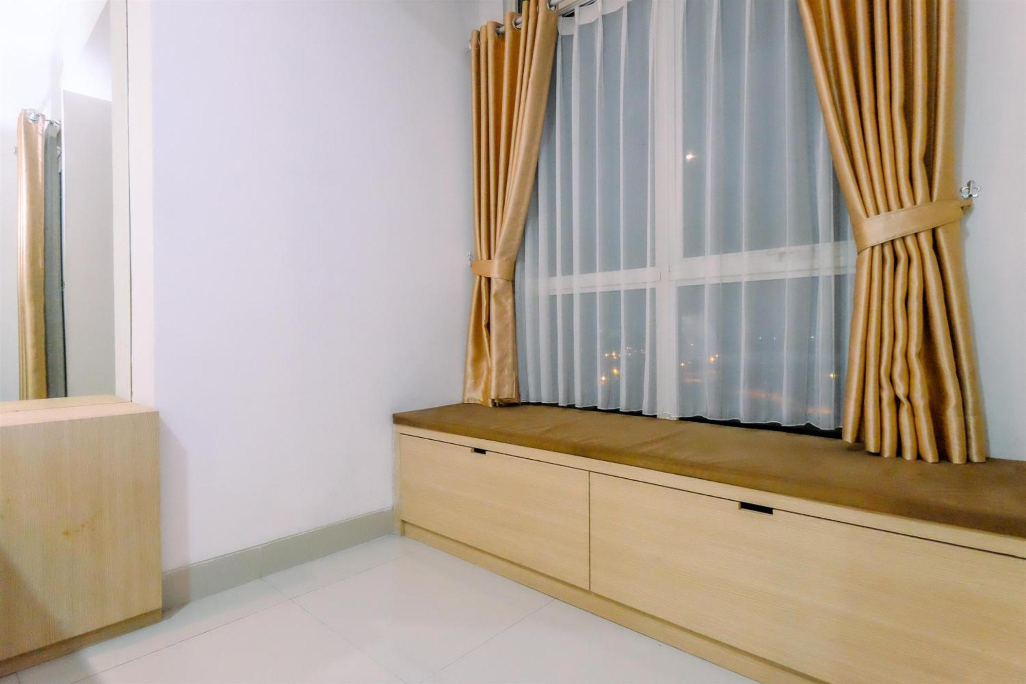 Best Deal And Cozy Studio Oasis Cikarang Apartment By Travelio Exteriör bild